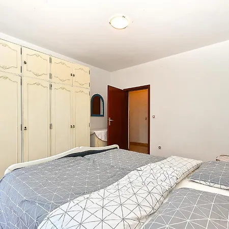 Apartments Medulin 2315 Exterior photo